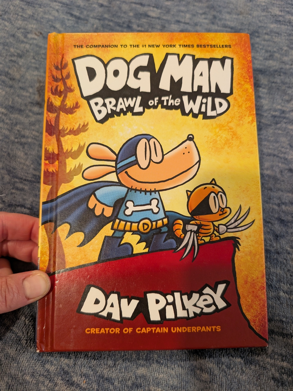 Dog Man: Brawl of the Wild by - Hardcover By Dav Pilkey